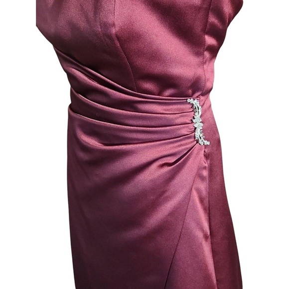 David's Bridal Burgundy Dress Women's Size 4 - Picture 2 of 8